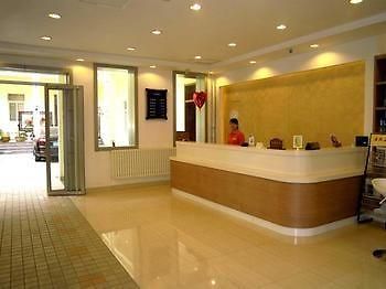 Juranzhijia Business Hotel Jinan Bagian luar foto