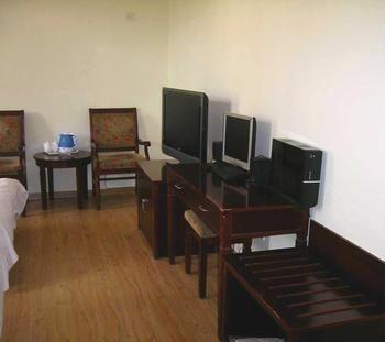 Juranzhijia Business Hotel Jinan Bagian luar foto